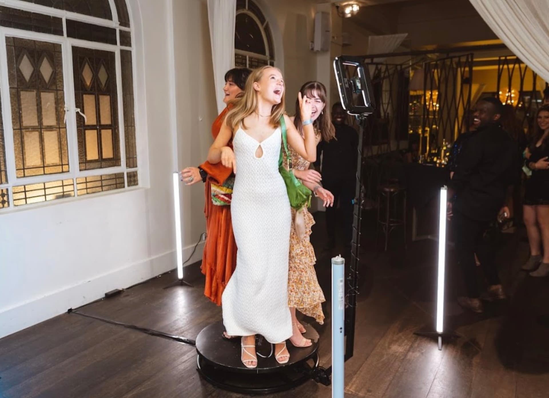 FlipFiesta (Flipbook)